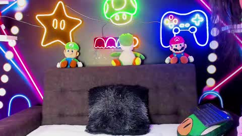 Tiffany  online show from 02/01/25, 07:55