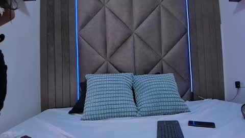 Tiffany  online show from 09/13/25, 07:46