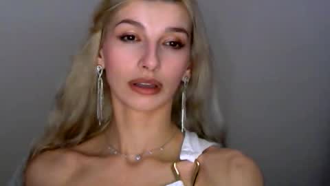 Snapshot of tigerblooood chatting on 05/12/26, 10:07 Ask me online show from 05/12/26, 10:07