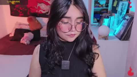 Snapshot of tigerlily__1 chatting on 07/25/26, 11:24 Lilith online show from 07/25/26, 11:24