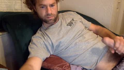 Snapshot of tigerzaddy chatting on 01/01/25, 01:59 tigerzaddy online show from 01/01/25, 01:59