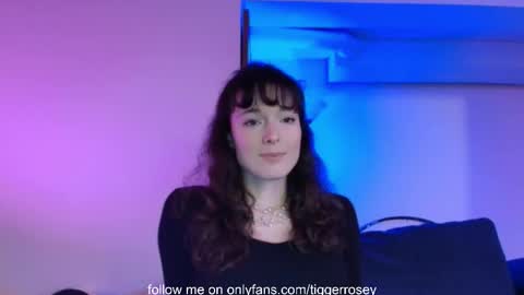 Snapshot of tiggerrosey chatting on 02/25/26, 05:39 All my Links online show from 02/25/26, 05:39