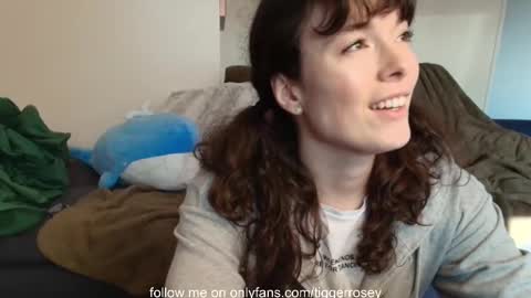 Snapshot of tiggerrosey chatting on 02/26/26, 11:04 All my Links online show from 02/26/26, 11:04