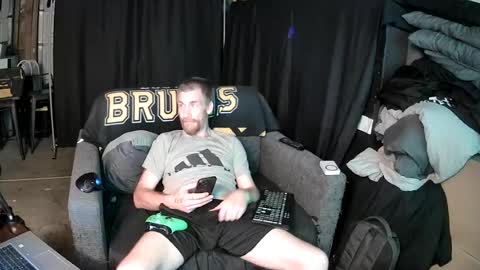 Tiggity23 come stroke my 9 cock with ne online show from 04/25/26, 03:42