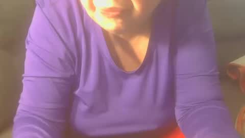 Snapshot of tight_kitty55 chatting on 10/20/25, 07:03 tight Kitty55 online show from 10/20/25, 07:03