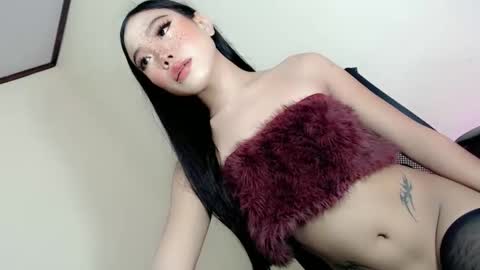 Snapshot of tight_sabrina chatting on 05/07/26, 07:52 tight_sabrina online show from 05/07/26, 07:52