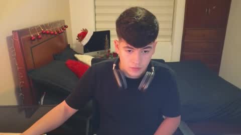 Camilo online show from 11/15/25, 10:48