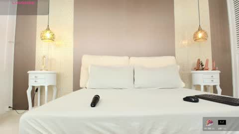 T I F F A N Y online show from 09/16/25, 07:26