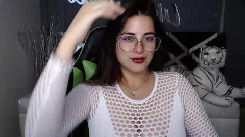 Tiina  online show from 01/11/25, 10:40