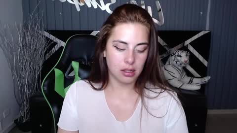 Tiina  online show from 01/18/25, 04:53