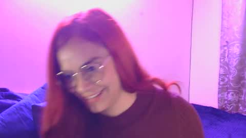 Snapshot of tiiny_emiily chatting on 04/28/26, 01:59 TIINY Special show when it reaches 10000 flowers online show from 04/28/26, 01:59