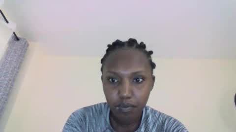 Snapshot of tilesi chatting on 10/23/25, 11:09 tilesi online show from 10/23/25, 11:09
