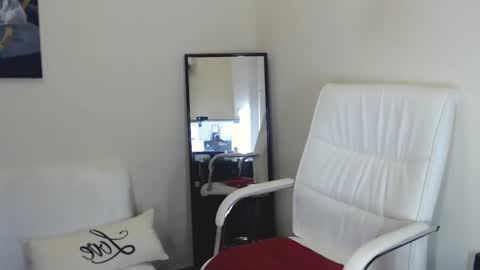 Tilly online show from 01/07/25, 04:16