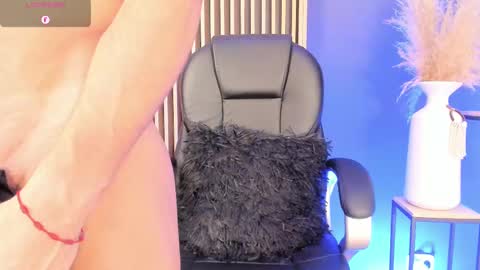 Tim online show from 02/11/25, 02:02