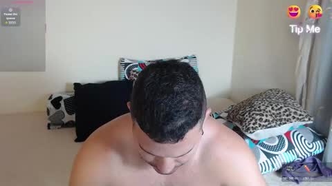 Timothy and Santy online show from 11/04/25, 08:41