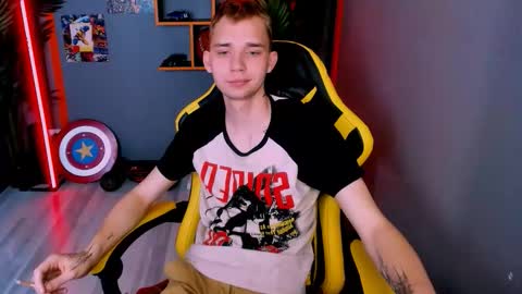 Snapshot of tim_blackk chatting on 11/08/25, 07:08 Tim online show from 11/08/25, 07:08