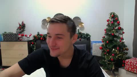 Snapshot of tim_mart chatting on 12/23/24, 01:13 ask me online show from 12/23/24, 01:13