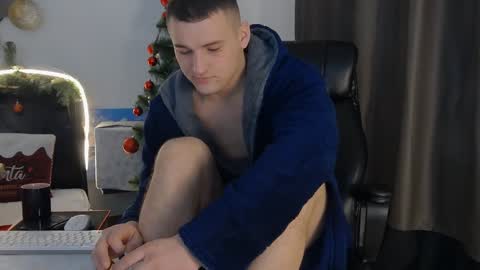 Snapshot of tim_mart chatting on 12/25/24, 10:16 ask me online show from 12/25/24, 10:16