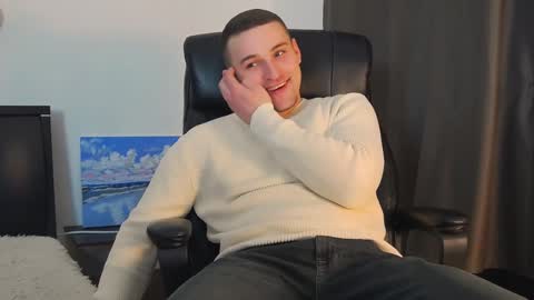 Snapshot of tim_mart chatting on 01/28/25, 07:21 ask me online show from 01/28/25, 07:21