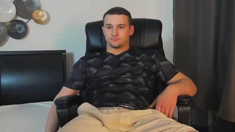 Snapshot of tim_mart chatting on 02/01/25, 07:36 ask me online show from 02/01/25, 07:36