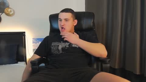 Snapshot of tim_mart chatting on 02/03/25, 01:09 ask me online show from 02/03/25, 01:09