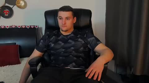 Snapshot of tim_mart chatting on 02/09/25, 03:45 ask me online show from 02/09/25, 03:45