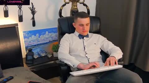 Snapshot of tim_mart chatting on 02/26/25, 04:24 ask me online show from 02/26/25, 04:24