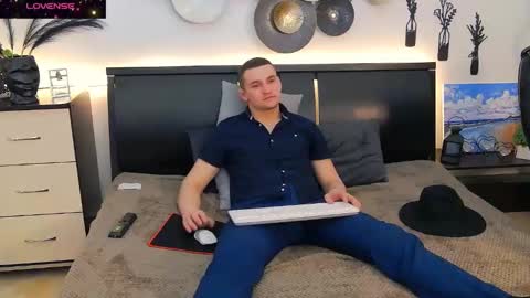 Snapshot of tim_mart chatting on 03/02/25, 04:21 ask me online show from 03/02/25, 04:21