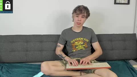 Snapshot of tim_milll chatting on 12/21/25, 06:20 Tim online show from 12/21/25, 06:20