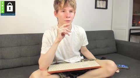 Snapshot of tim_milll chatting on 03/10/26, 08:36 Tim online show from 03/10/26, 08:36