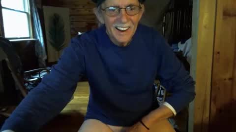 Snapshot of timcassforyou chatting on 04/13/26, 08:47 timcassforyou online show from 04/13/26, 08:47