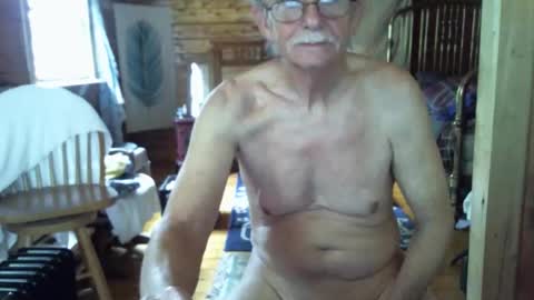 Snapshot of timcassforyou chatting on 05/28/26, 04:04 timcassforyou online show from 05/28/26, 04:04