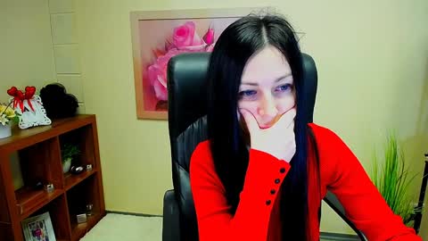 Luisa online show from 12/18/24, 09:04