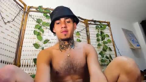 Snapshot of timewith_sebas chatting on 01/25/25, 12:17 salem online show from 01/25/25, 12:17