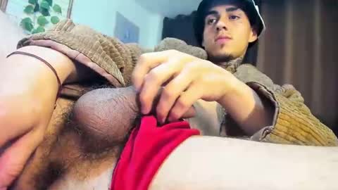 Snapshot of timewith_sebas chatting on 01/30/25, 01:44 salem online show from 01/30/25, 01:44