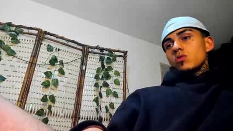 Snapshot of timewith_sebas chatting on 01/31/25, 12:28 salem online show from 01/31/25, 12:28