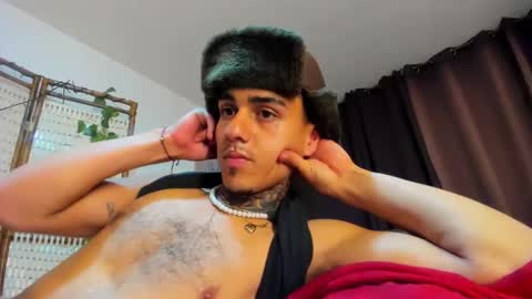 Snapshot of timewith_sebas chatting on 03/12/25, 01:25 salem online show from 03/12/25, 01:25