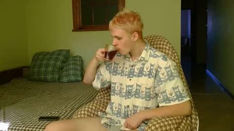 Tim WhiteS online show from 11/25/25, 10:26