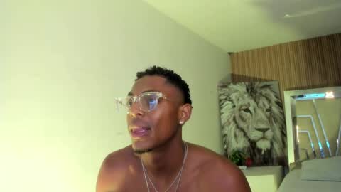 Snapshot of timosx_ chatting on 05/09/26, 01:05 Timo online show from 05/09/26, 01:05
