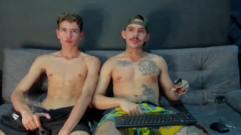 Snapshot of timothy_eliot chatting on 04/03/26, 05:16 wanna play bareback uncut colombian couple new twink bbk online show from 04/03/26, 05:16