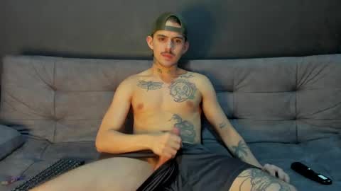 Snapshot of timothy_eliot chatting on 04/14/26, 05:24 wanna play bareback uncut colombian couple new twink bbk online show from 04/14/26, 05:24