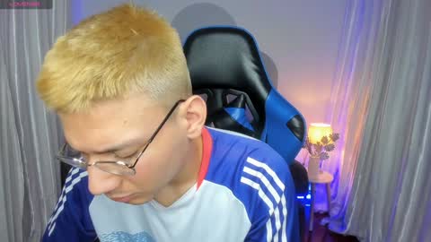 Snapshot of timothy_jones1 chatting on 12/13/24, 10:41 timi jones online show from 12/13/24, 10:41