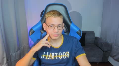 Snapshot of timothy_jones1 chatting on 12/30/24, 09:50 timi jones online show from 12/30/24, 09:50