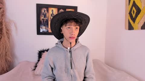 Timothy 21 years old online show from 01/05/25, 07:39