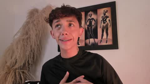 Timothy 21 years old online show from 02/06/25, 11:15