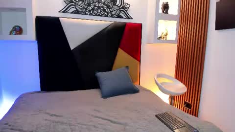 Timothy 21 years old online show from 06/12/26, 08:41