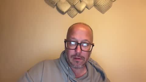 Snapshot of timtim19781978 chatting on 05/15/26, 08:27 timtim19781978 online show from 05/15/26, 08:27