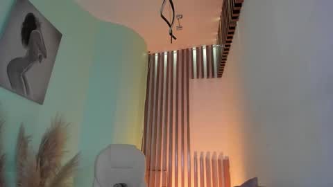 Tina  online show from 11/23/25, 04:45