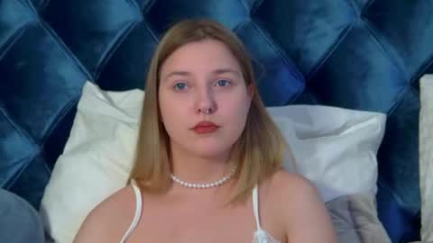 TinaBurton online show from 04/29/26, 04:55
