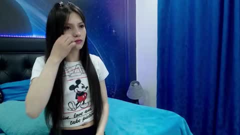 Snapshot of tinajons chatting on 09/25/25, 03:10 tinajons online show from 09/25/25, 03:10